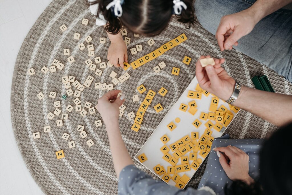 Scrabble : outils éducatif pour enfants